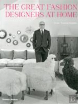 Bertrand.pt - The Great Fashion Designers At Home