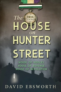 Bertrand.pt - The House On Hunter Street