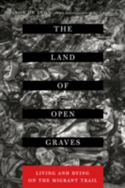 Bertrand.pt - The Land Of Open Graves
