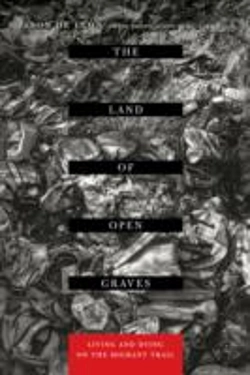 Bertrand.pt - The Land Of Open Graves