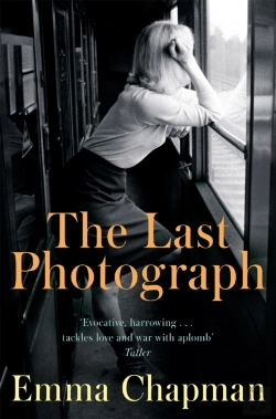Bertrand.pt - The Last Photograph