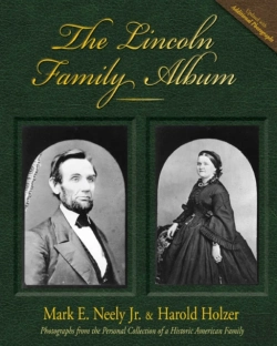 Bertrand.pt - The Lincoln Family Album