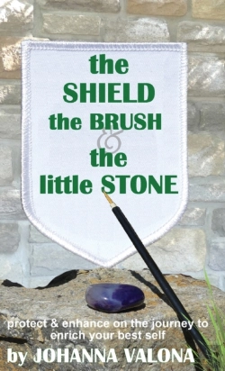 Bertrand.pt - The Shield, The Brush & The Little Stone