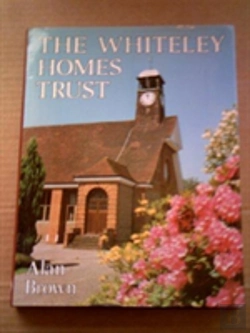 Bertrand.pt - The Whiteley Homes Trust, 1907-77