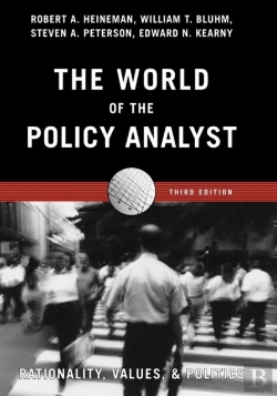 Bertrand.pt - The World Of The Policy Analyst