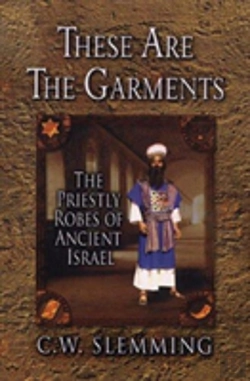 Bertrand.pt - These Are The Garments