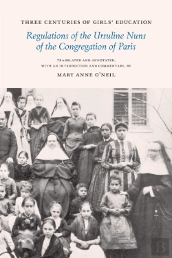 Bertrand.pt - Three Centuries Of Girls' Education