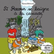 Ti Racoun Se Baigne À La Cascade
