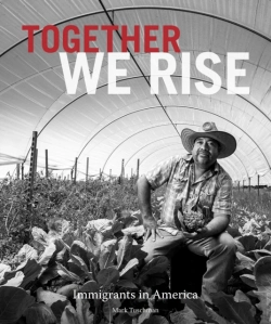 Bertrand.pt - Together We Rise, Immigrants In America