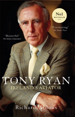 Bertrand.pt - Tony Ryan