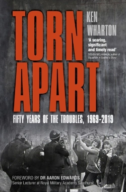 Bertrand.pt - Torn Apart