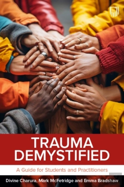 Bertrand.pt - Trauma Demystified: A Guide For Students And Practitioners
