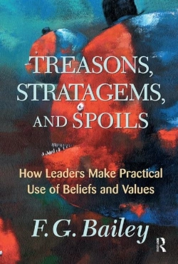 Bertrand.pt - Treasons, Stratagems, And Spoils