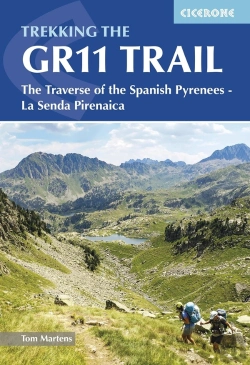 Bertrand.pt - Trekking The Gr11 Trail