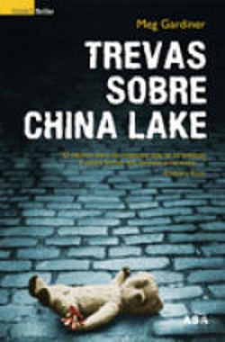 Bertrand.pt - Trevas Sobre China Lake