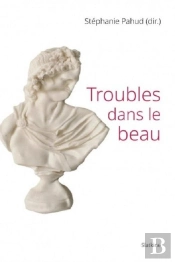 Troubles Dans Le Beau