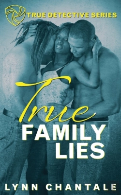Bertrand.pt - True Family Lies