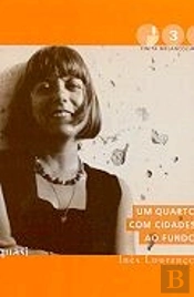 Um Quarto Com Cidades ao Fundo