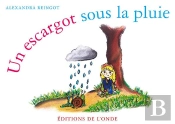 Un Escargot Sous La Pluie