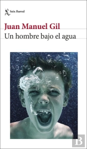 Un Hombre Bajo El Agua