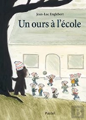 Un Ours À L'École