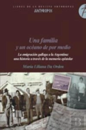 Una Familia Y Un Oceano De Por Medio
