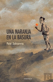 Una Naranja En La Basura