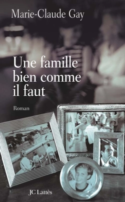 Bertrand.pt - Une Famille Bien Comme Il Faut