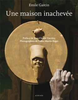 Bertrand.pt - Une Maison Inachevée