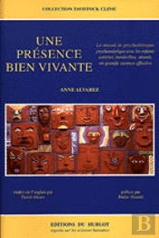 Une Presence Bien Vivante 
