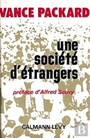 Une Société D'Étrangers