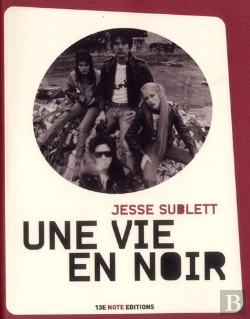 Bertrand.pt - Une Vie En Noir