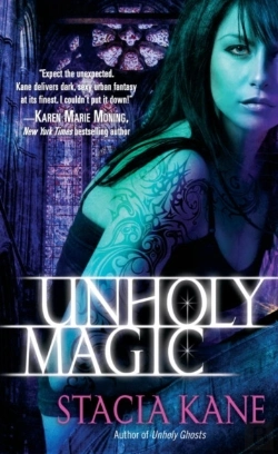 Bertrand.pt - Unholy Magic