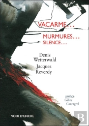Vacarme... Murmures... Silence
