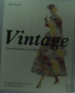 Bertrand.pt - Vintage Dress Patterns Of The 20th Century