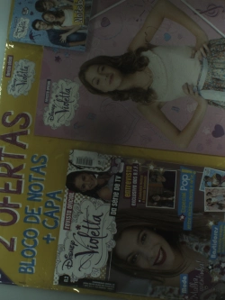 Bertrand.pt - Violetta - Revista Oficial Nº 2 + Capa e Bloco