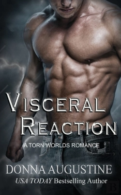 Bertrand.pt - Visceral Reaction: A Torn Worlds Romance