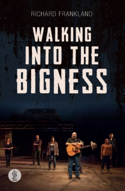 Bertrand.pt - Walking Into The Bigness