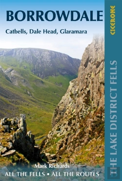 Bertrand.pt - Walking The Lake District Fells - Borrowdale