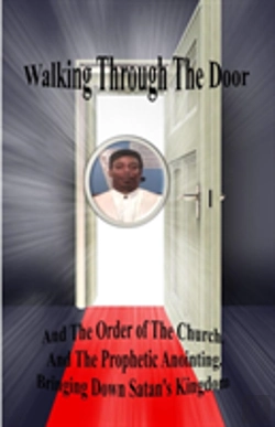 Bertrand.pt - Walking Through The Door