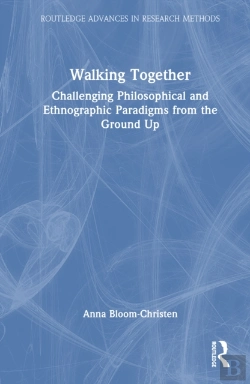 Bertrand.pt - Walking Together