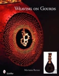 Bertrand.pt - Weaving On Gourds