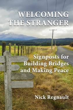 Bertrand.pt - Welcoming The Stranger