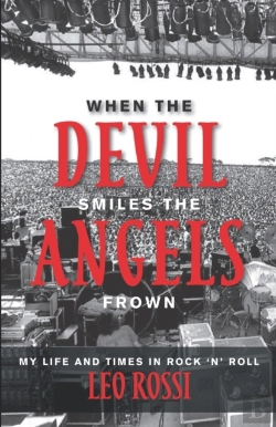 Bertrand.pt - When The Devil Smiles The Angels Frown
