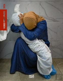 Bertrand.pt - World Press Photo Yearbook 2024