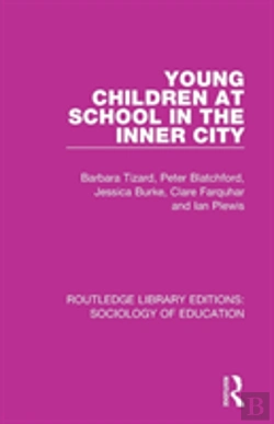 Bertrand.pt - Young Children At School In The Inner City