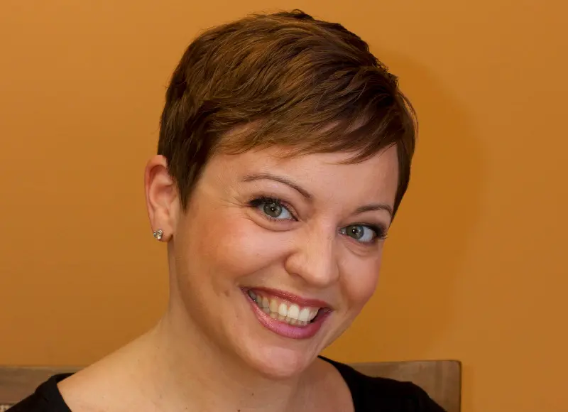 Sarah Knight