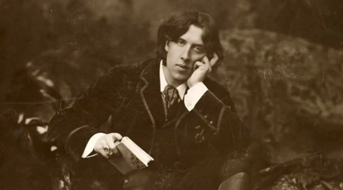 Oscar-Wilde-Wikimedia.png