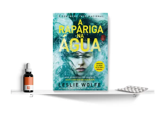 A RAPARIGA NA ÁGUA.png