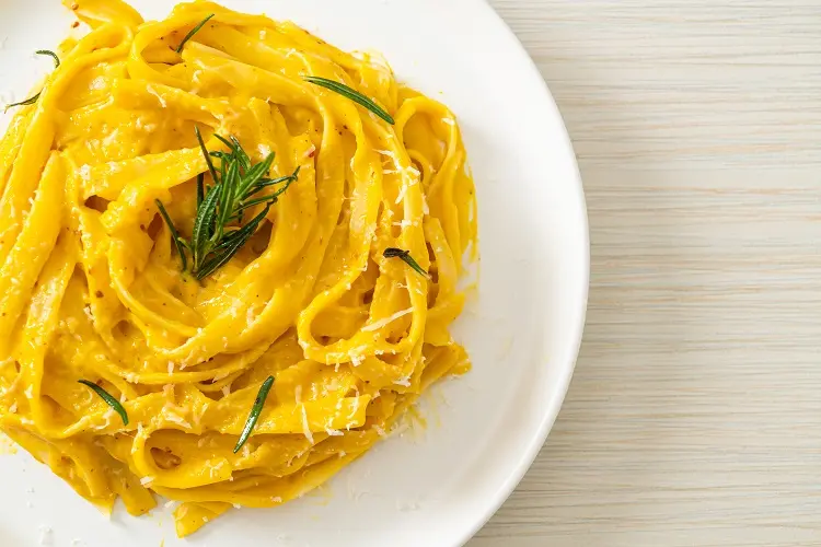 20240123_Linguini em creme de abóbora_tile_v3.jpg